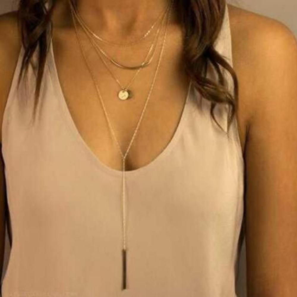 4 layer chain drop pendant necklace